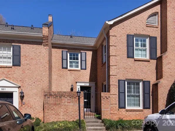 6613 Bunker Hill Cir, Charlotte, NC 28210