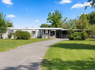 247 Packing House Rd, Lake Charles, LA 70615