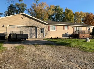 25910 Wright Rd, Sturgis, MI 49091