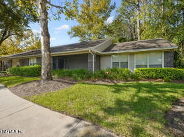 13718 WM DAVIS Parkway, Jacksonville, FL 32224