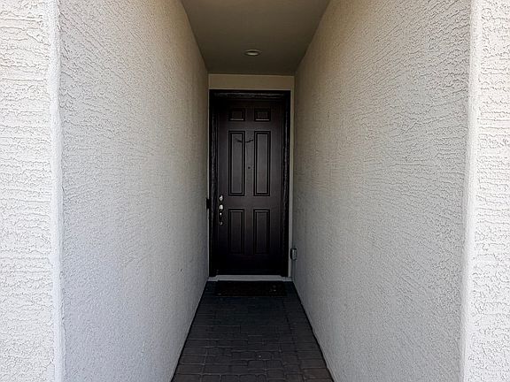 3rd image of 40505 W Agave Rd