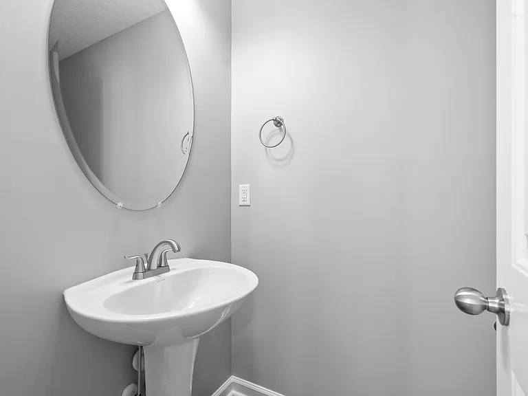 213 Woodland Valley Ln — Photo 21