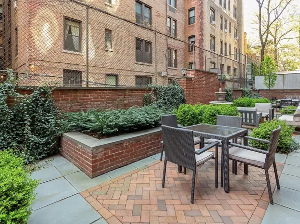 18 West 70th Street image 16 of 22