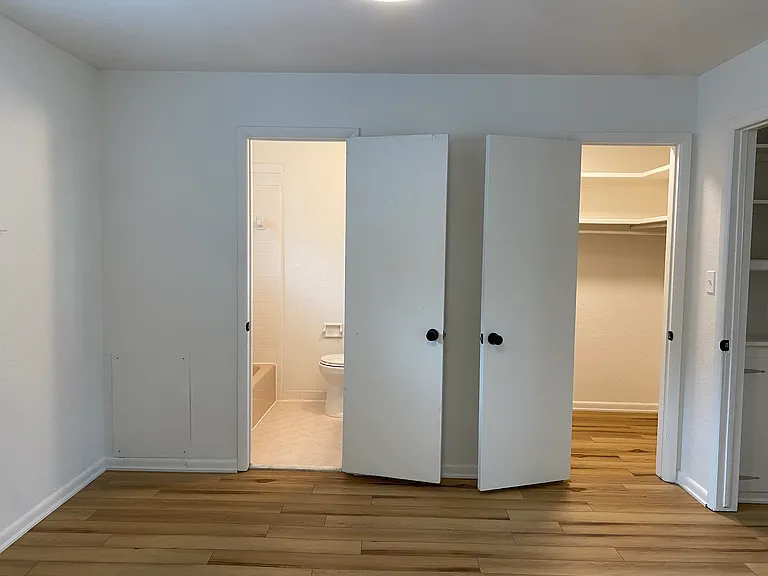 1630 S Baltimore Ave #8 — Photo 13