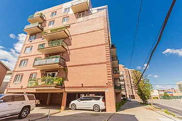 Sold by Maximillion Realty, Inc.