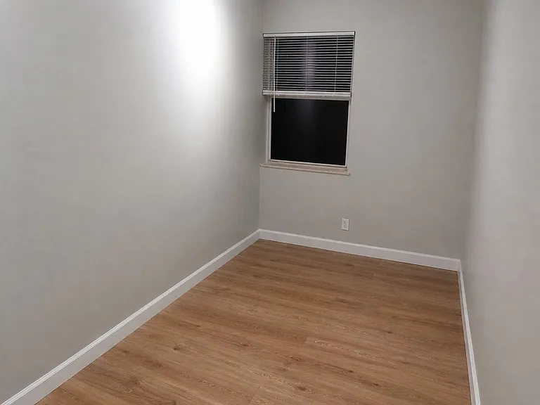 1639 Liberty St — Photo 18
