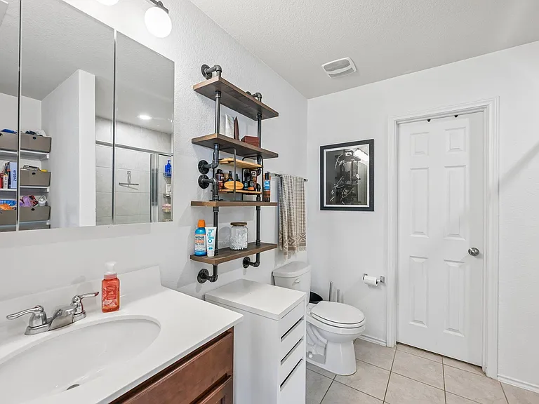 216 La Dera Dr — Photo 13