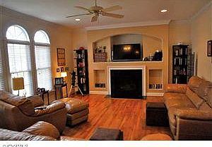2nd image of 5700 Averys Ct