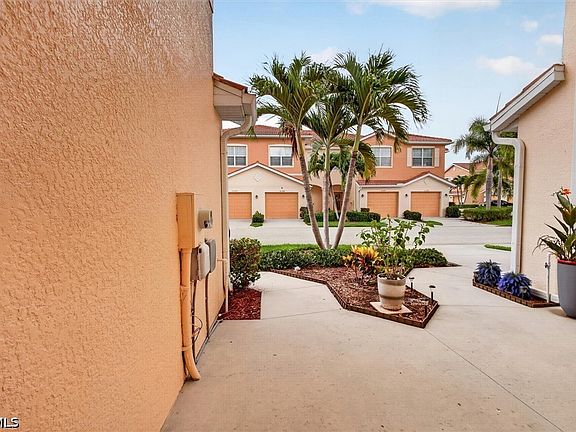 4th image of 10285 Via Colomba Cir