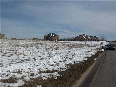 2nd image of 500 W Brannon Rd