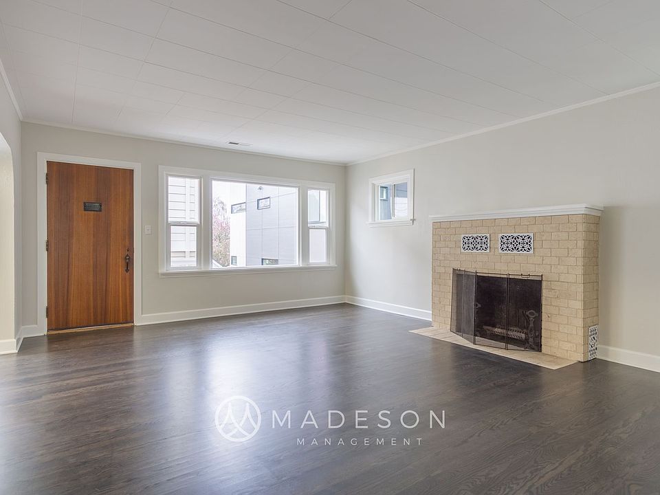 1st image of 7035 35th Ave NE #A