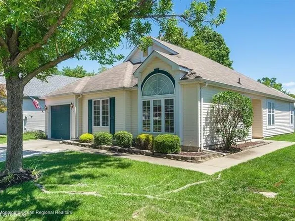 3 Pomeroy Ct, Jackson, NJ 08527