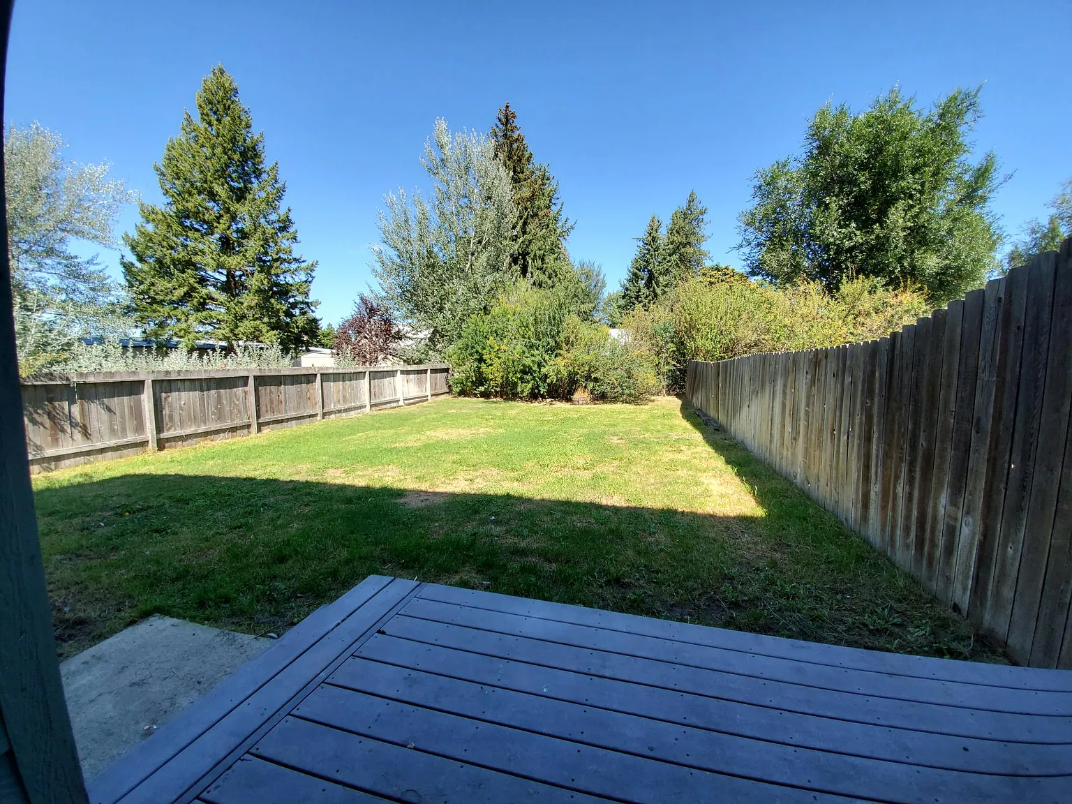 3 bed, 2.5 bath, 1300 sqft, $2,095 — Photo 2