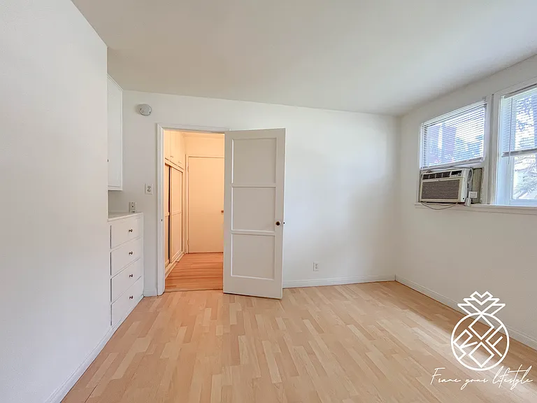 3823 Los Feliz Blvd #2 — Photo 13