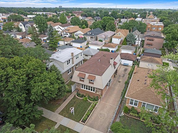 4th image of 4307 N McVicker Ave