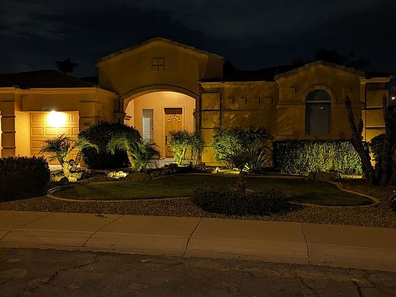 3rd image of 2106 E Buena Vista Dr