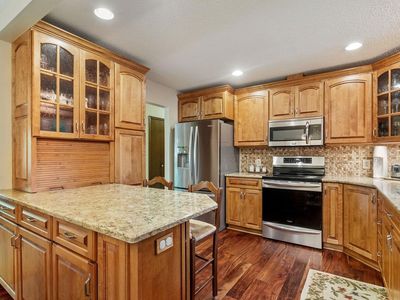 11325 39th Ave N, Plymouth, MN, 55441