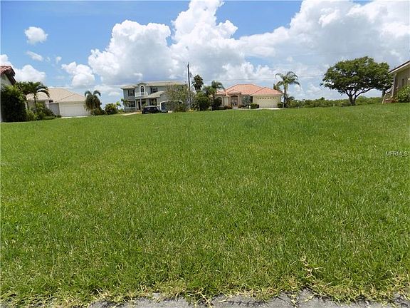 3rd image of 672 Macedonia Dr