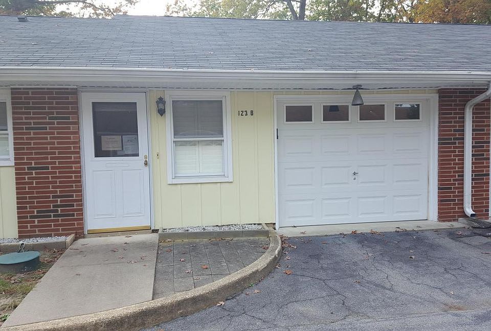 1st image of 123B Edinburgh Ln