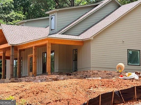 3rd image of 75 Lowe Ln