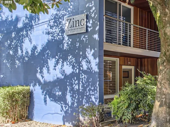 722 NW 24th Ave APT 101, Portland, OR 97210