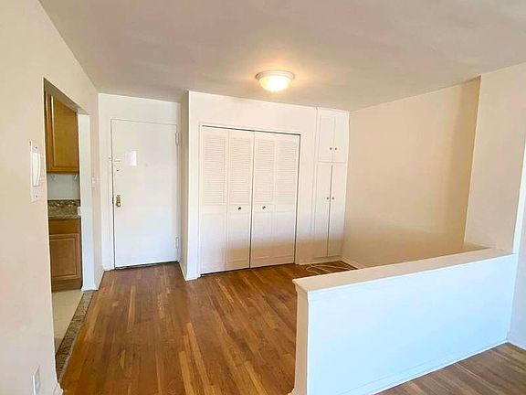 3rd image of 465 E 7th St #4JA
