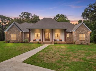 1 Grays Cross Rd, Petal, MS 39465