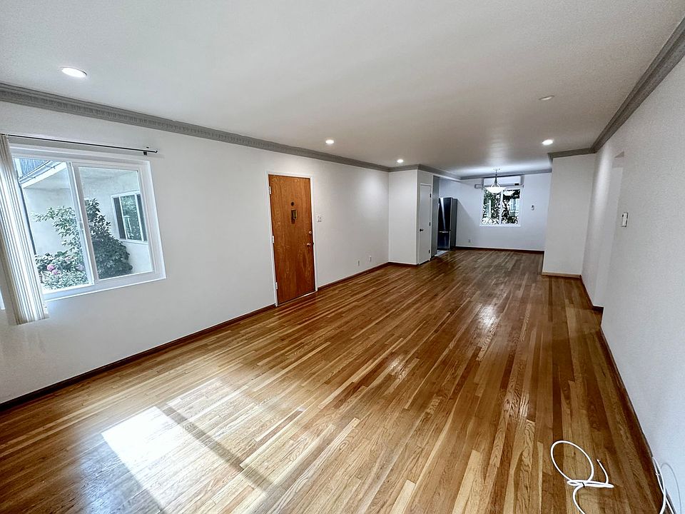 1st image of 307 S Clark Dr APT 2