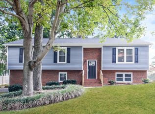 1559 Twin Oaks Dr, King, NC 27021