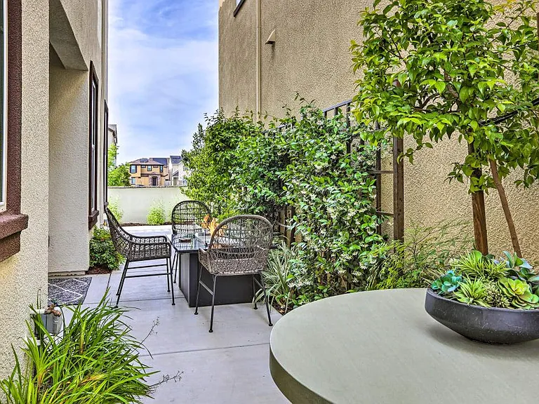 8847 Crimson Ridge Way — Photo 13