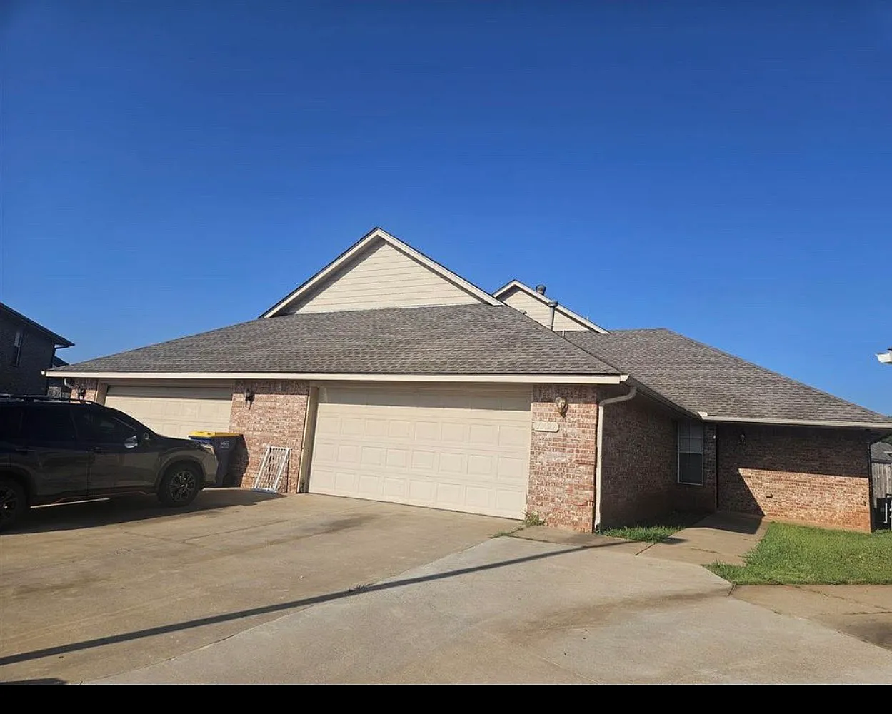 4 bed, 1680 sqft, $2,000 — Photo 1