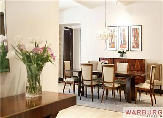 Sold by Warburg | media 5