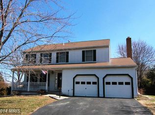 202 Rector St, Sterling, VA 20164