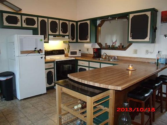 3rd image of 105 E Ivybridge Dr