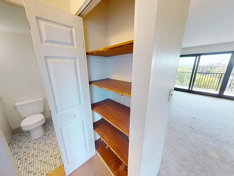46 Marion St #5C — Photo 8