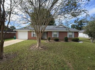105 Indianola Ct, Leesburg, GA 31763