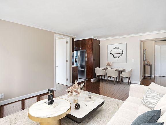 4th image of 300 E 93rd St APT 21B