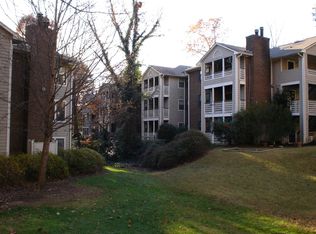 116 Barrington Hills Dr, Sandy Springs, GA 30350