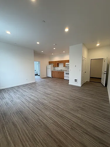 115 Main Ave Photo 1