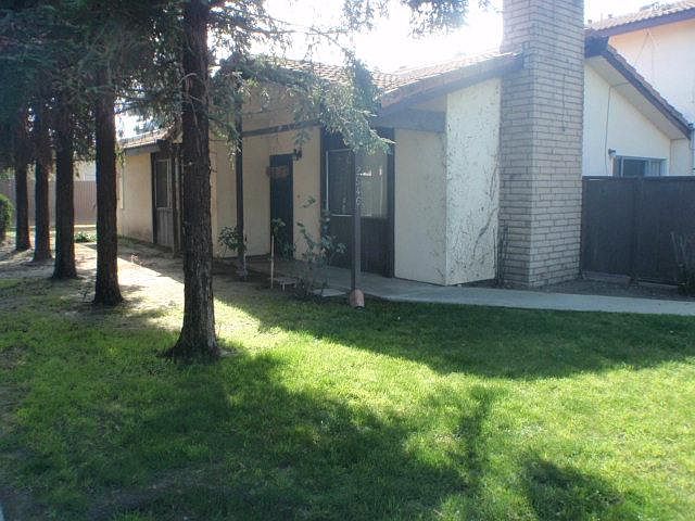 1st image of 2546 S Sallee St