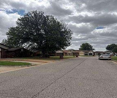 4th image of 512 Tumbleweed Dr