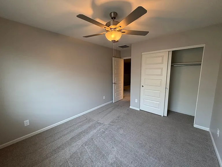 733 E Commonwealth Ave #7 — Photo 17