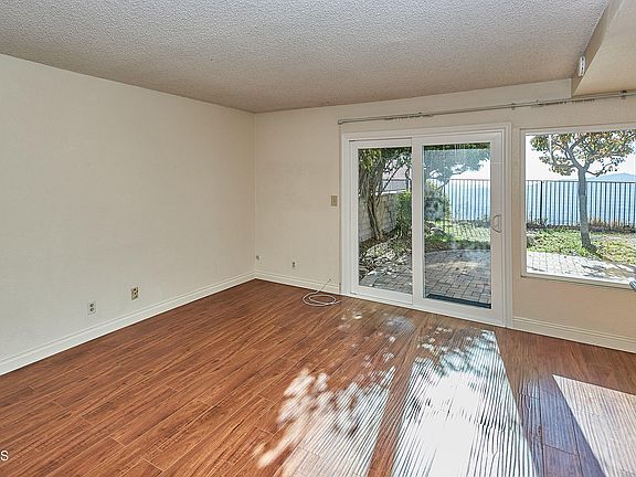 3rd image of 782 Starlight Heights Dr