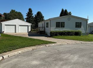 2165 N Daniel Dr, Galesburg, IL 61401