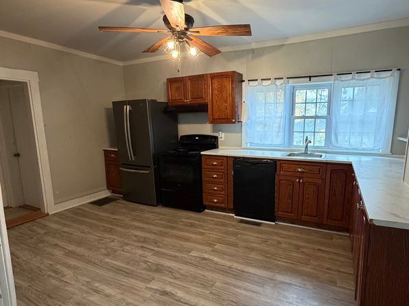33 Bridge St #1