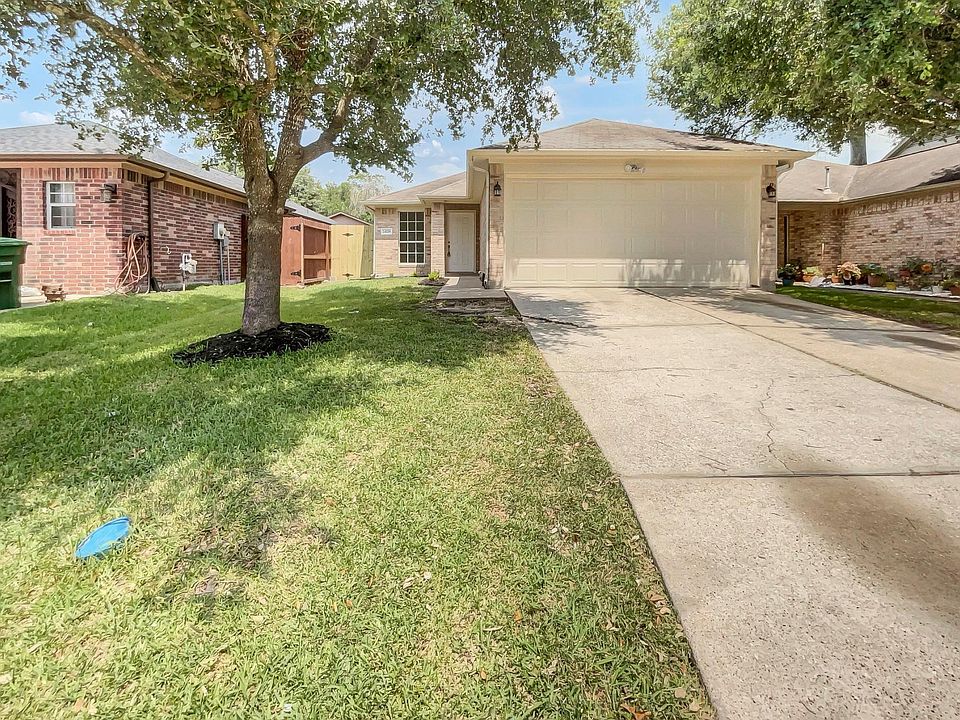 1st image of 24217 Hard Wood Dr