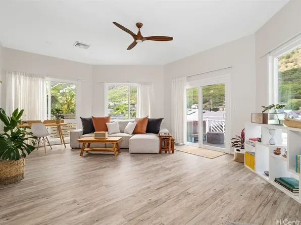 105 Kaeleloi Pl APT A, Honolulu, HI 96821