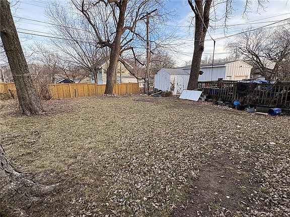 5th image of 3543 S Benton Ave