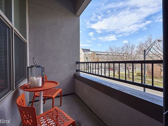 5th image of 2271 S University Blvd