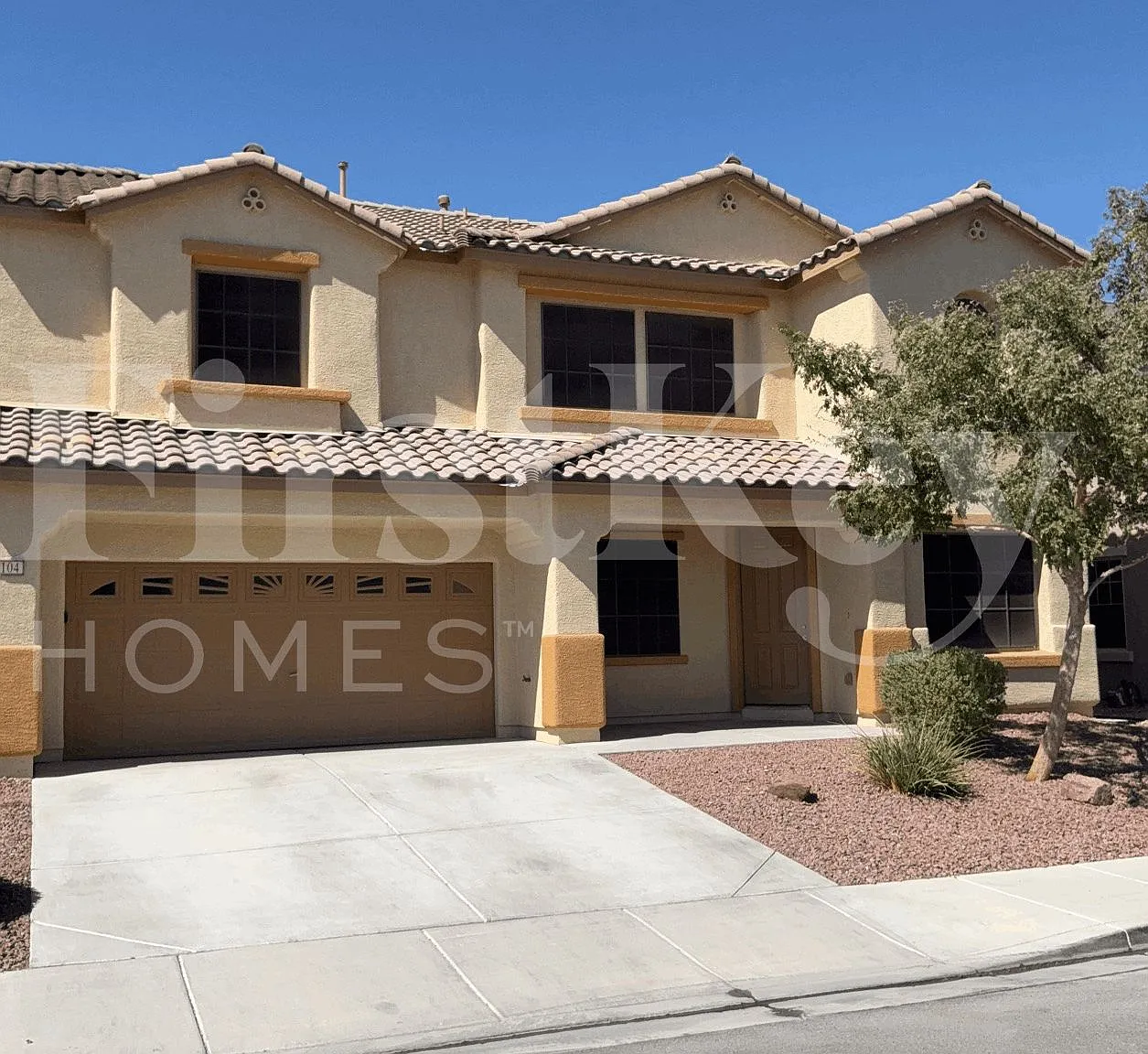 4 bed, 2.5 bath, 2708 sqft, $2,705 — Photo 1